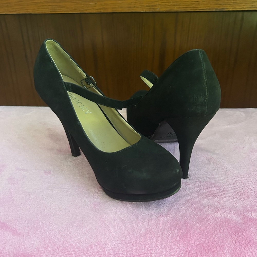 Elegant Black Heels